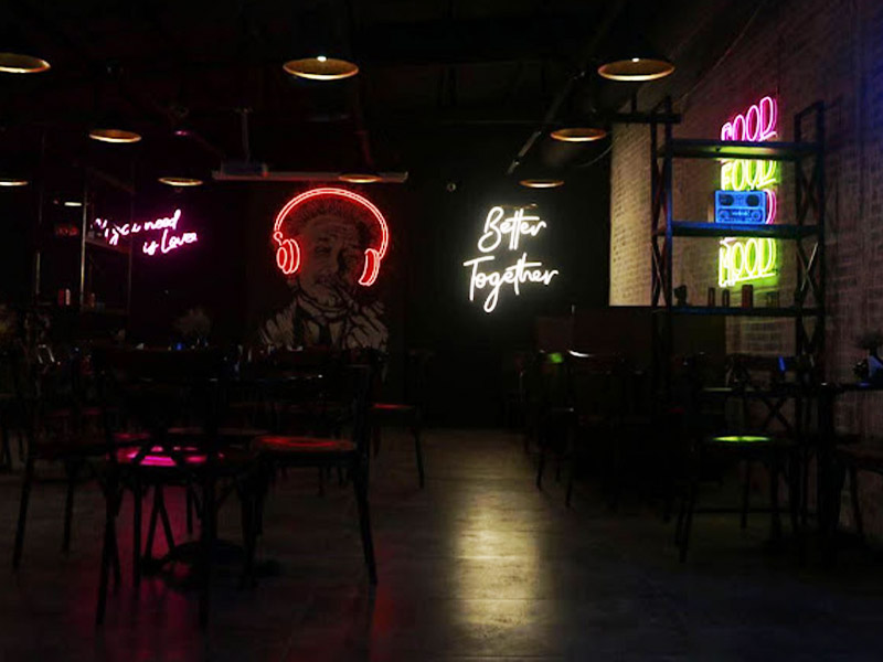 کافه رستوران نرسی کرج